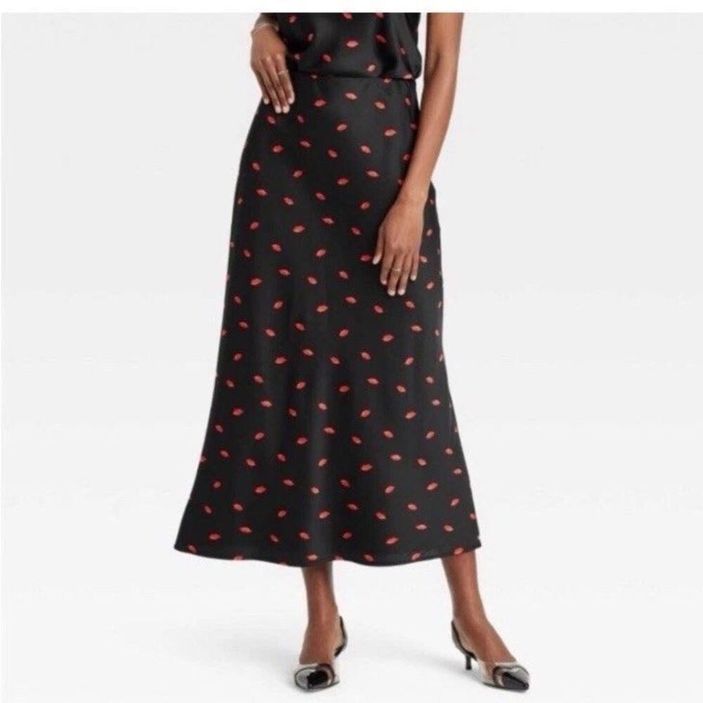 NWT A New Day Black Red Lips Satin Midi A-Line Skirt 1x (XL) Valentines Women's‎